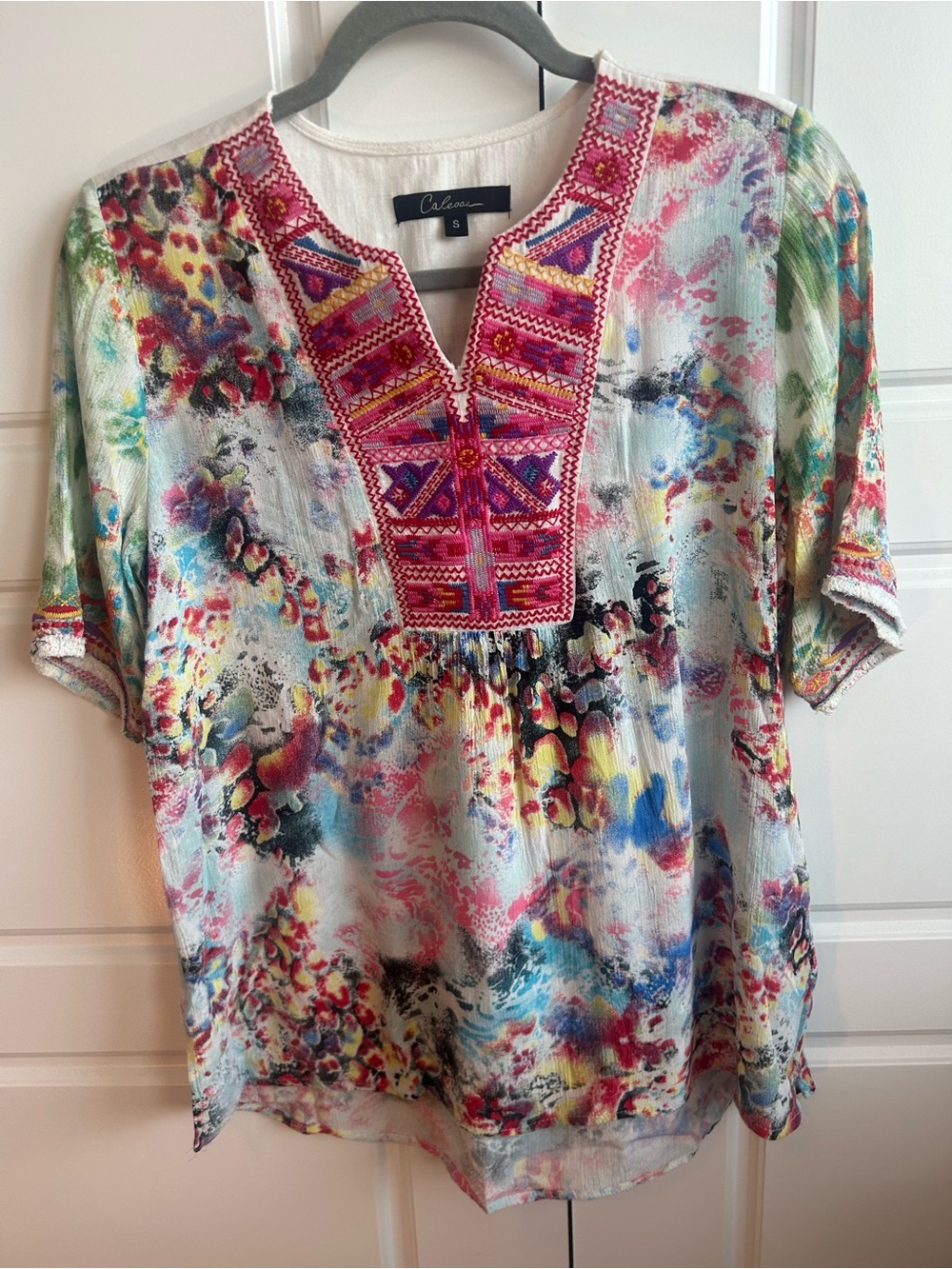 Calessa Pink Embroidered V-Neck Women's Blouse - Multicolored